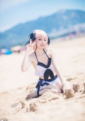 李老汉挺进小雪的嫩苞演员表