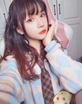 从天而降的少女