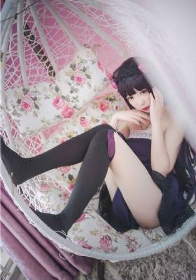 《年轻女教师2》在线播放