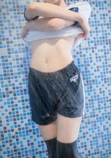 邻家妻子