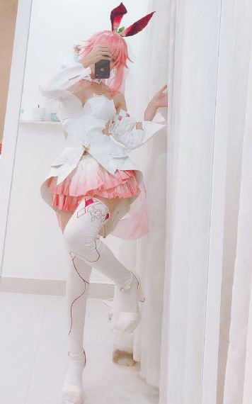 女子监狱里的男医生